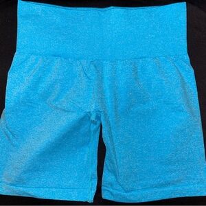 NVGTN Pro Seamless Shorts - S - Caribbean Blue